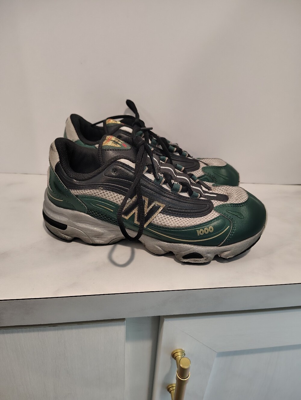 New Balance 1000
